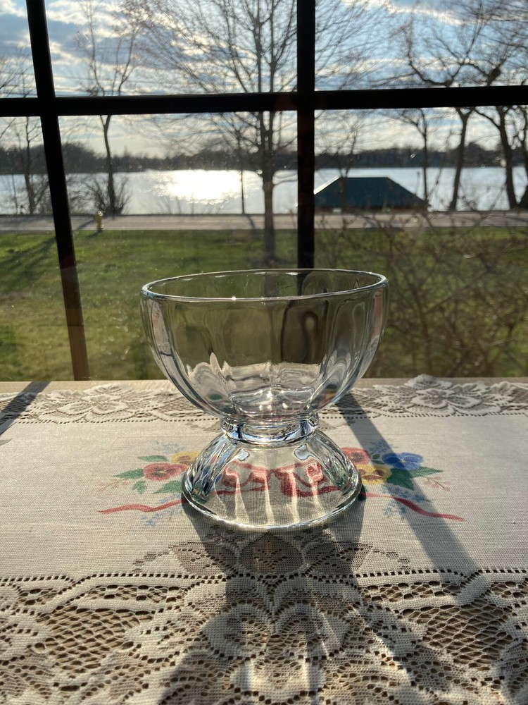 Vintage Libbey Clear Optic Pedestal Candy Dish 5 Inch Diameter 4.5 Inches Tall