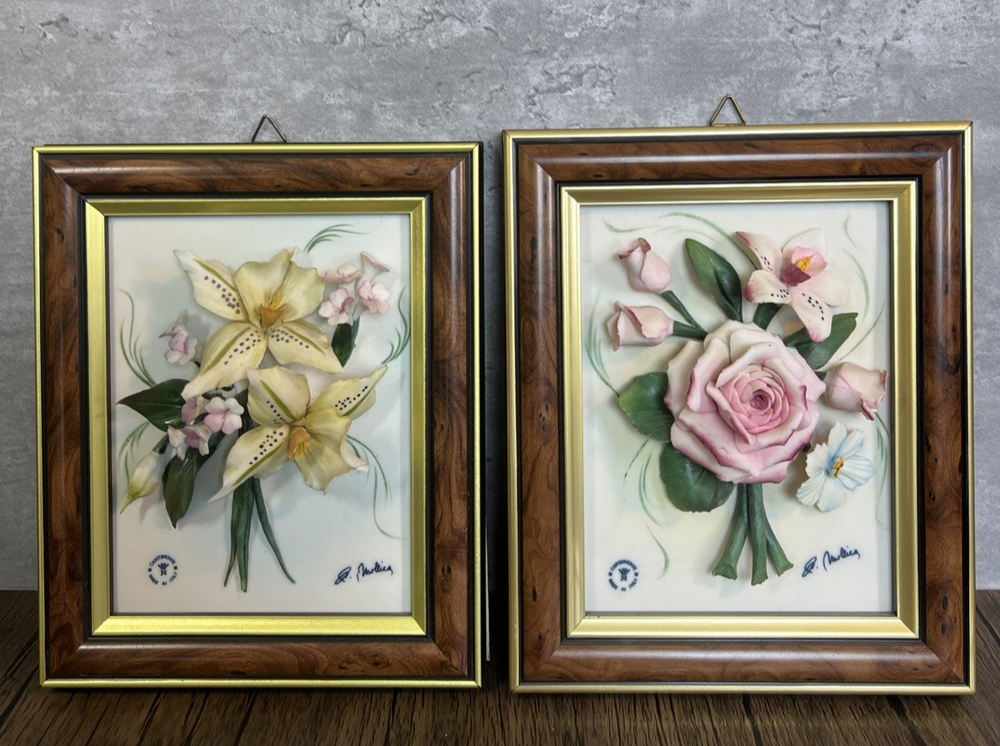 Vintage Set Of 2 Capodimonte Porcelain Flowers Wall Hanging Frame 6x8 “Italy