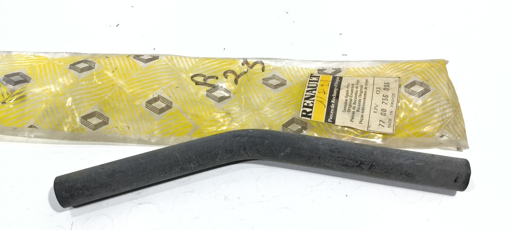 Original Flexible Hose Water Radiator Suitable For RENAULT 25