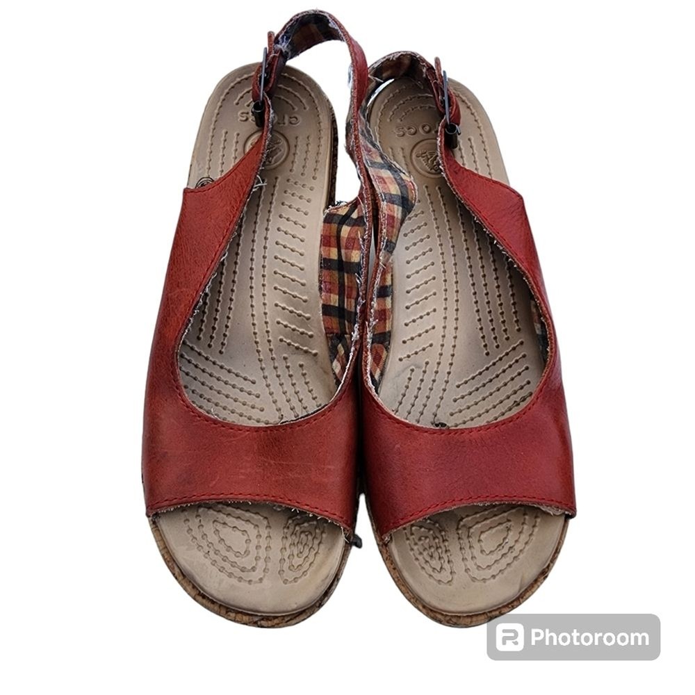 Crocs A-Leigh Cork Wedges Women Size 8 Comfortable Casual Spring Shoes