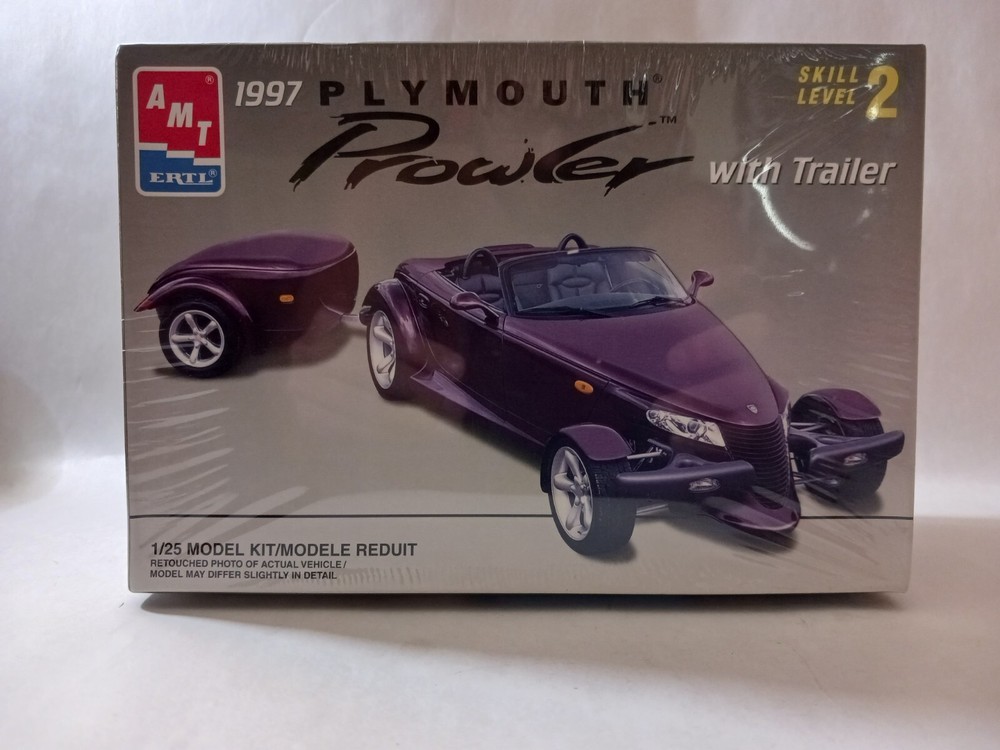 AMT ERTL 1997 Plymouth Prowler with Trailer car model kit 1:25 NEW Sealed