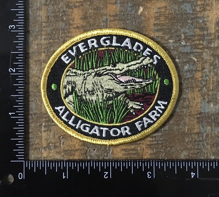 Vintage EVERGLADES ALLIGATOR FARM Florida Travel Souvenir Iron-On Patch FL