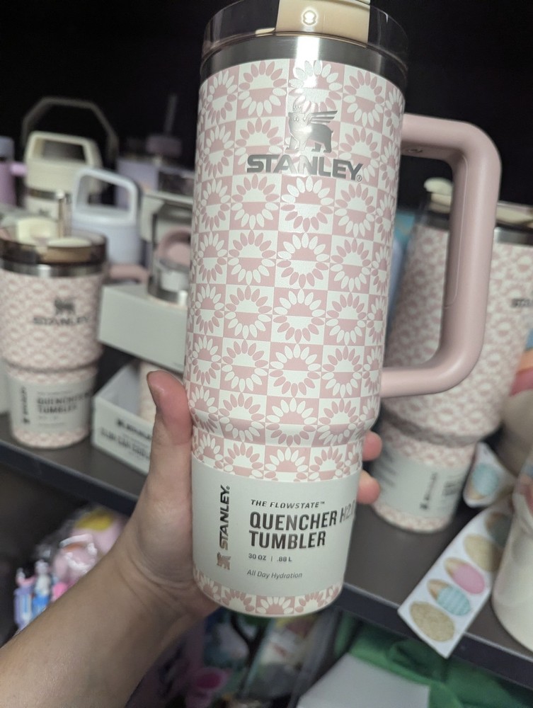 Stanley Quencher H2.0 Flowstate Tumbler 30oz Peach Whip Sunflower