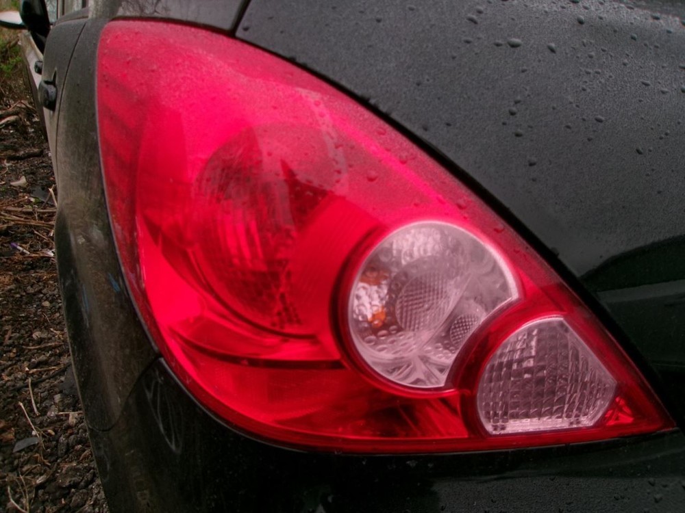 07-12 Nissan Versa Driver Side Left Headlight Assembly 1594045
