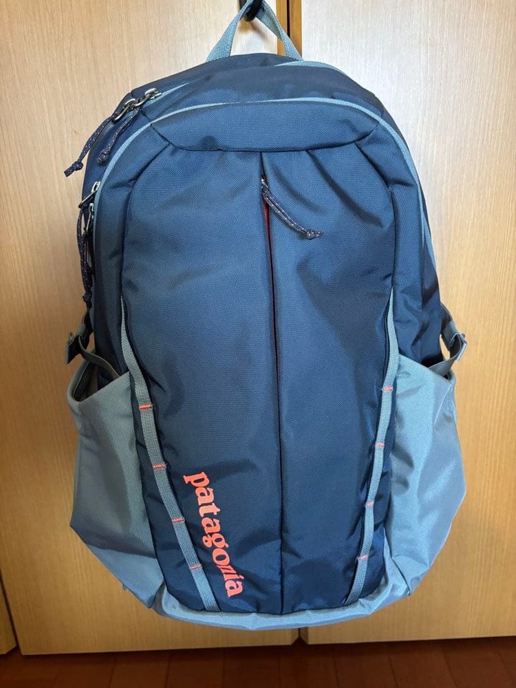 Patagonia Refugio 28L Backpack Navy Grey Used