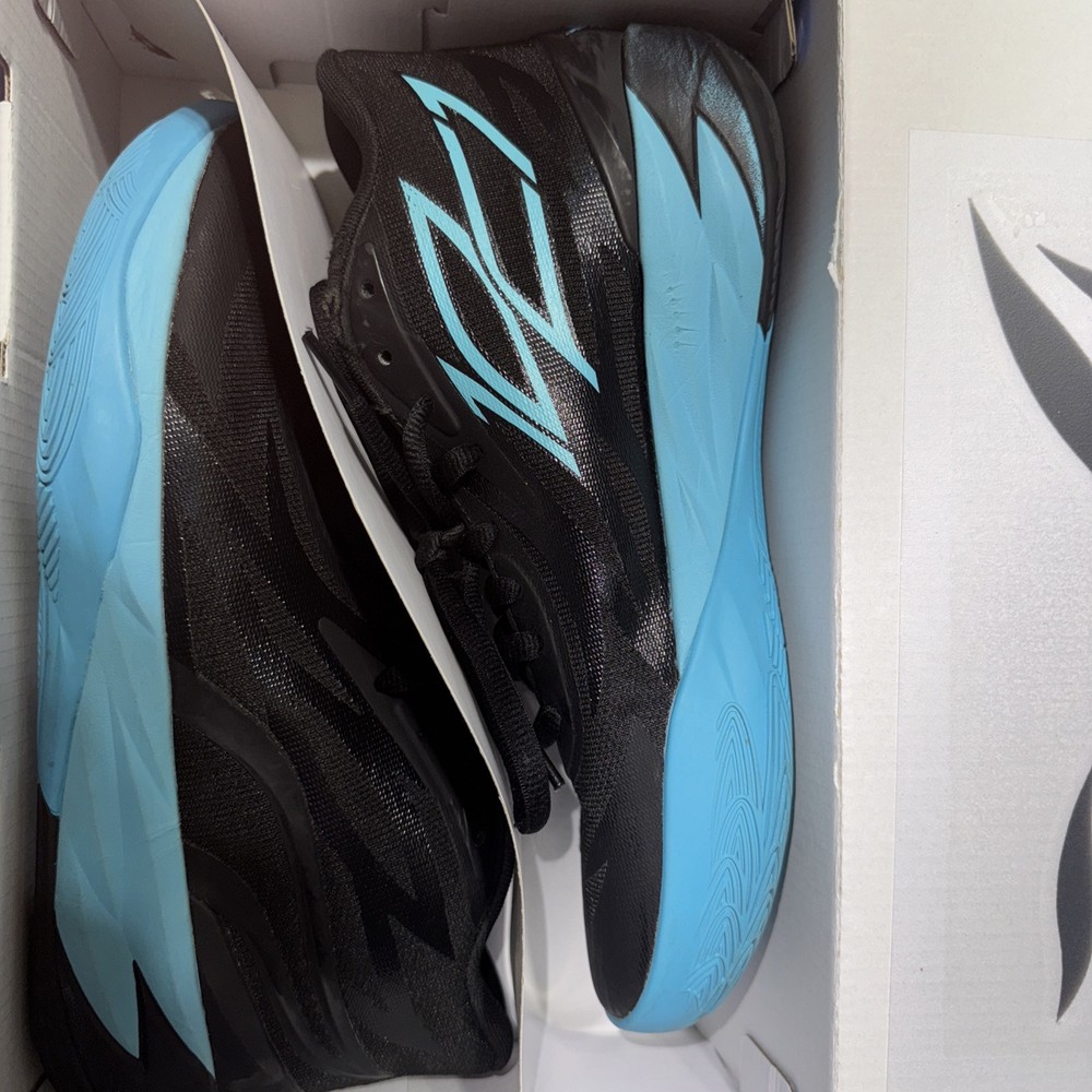 Size 10 - PUMA MB.02 Phenom - 377644-01