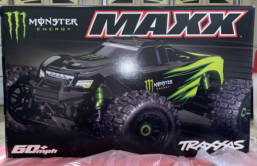 Traxxas V2 Wide Maxx 1/10 4WD Brushless Monster Energy With Battery And Charger