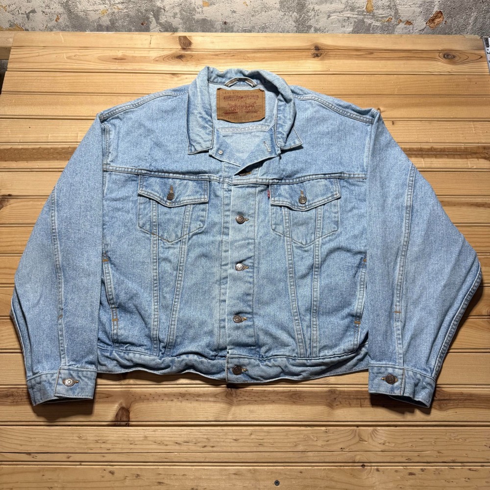 Levis Type lll Medium Wash Blue Denim Jean Trucker Jacket 70598 4834 Size XL