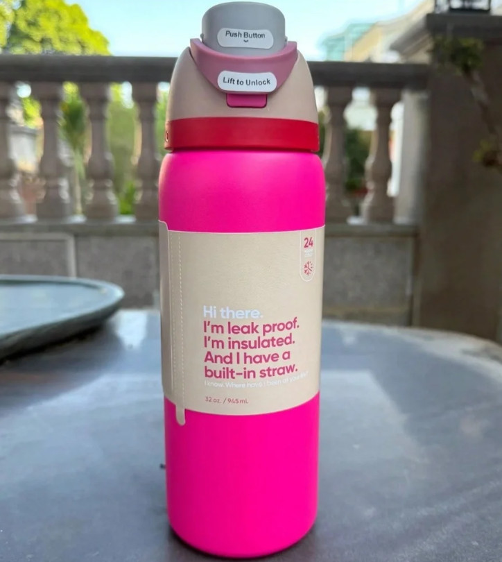 Owala FreeSip 32oz Water Bottle Pink Insulated Leakproof Stainless Steel NIB