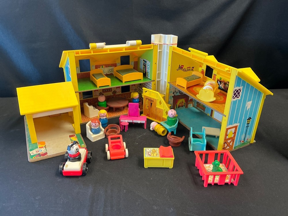 Vintage Fisher-Price Little People- Play Family House  With  Accessories