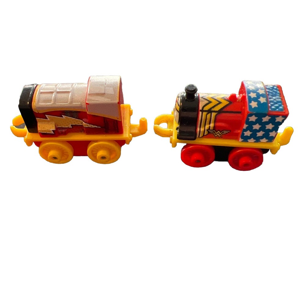 Thomas The Train Mini Wonder Woman and Flash Set