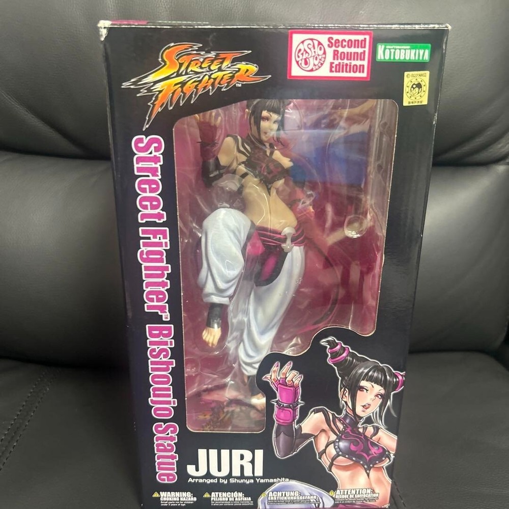 Kotobukiya STREET FIGHTER Bishoujo Statue Han Juri 1/7 Figure