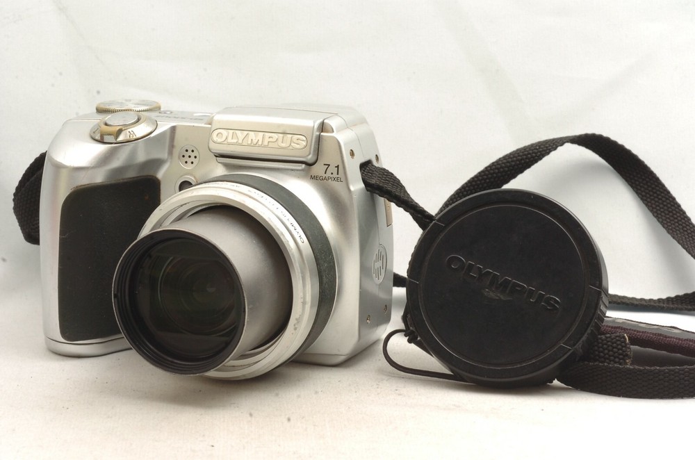 Olympus SP Series SP-510 UZ 7.1MP Digital Camera - Silver