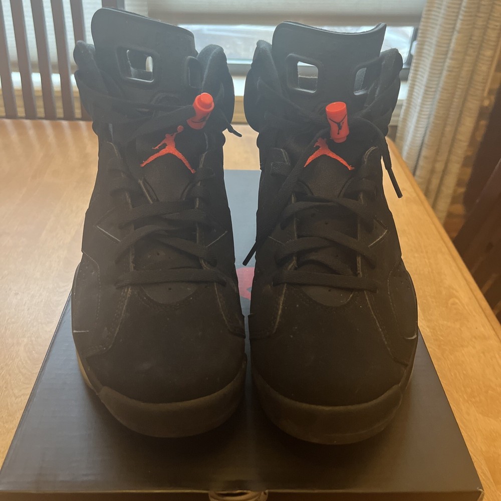Men's Jordan 6 Retro Infrared - Size 10.5 Sneakers