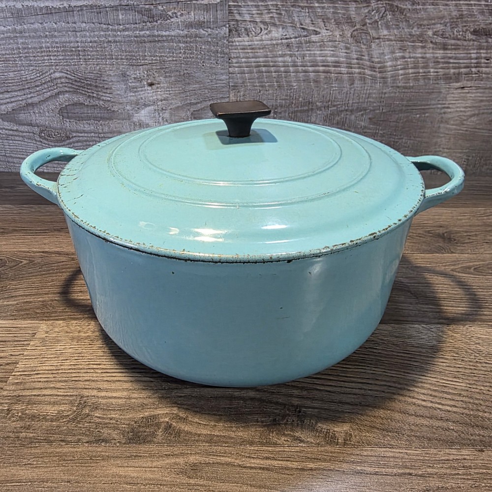Vintage Le Creuset Signature Round 9.5