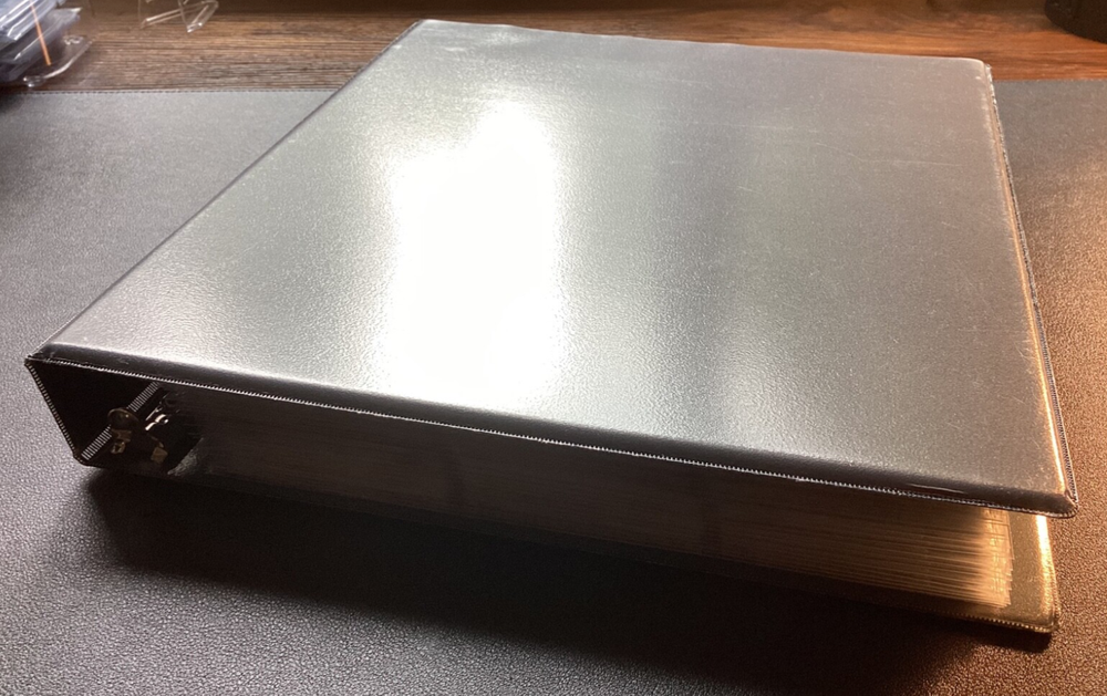 Hot BINDER Lot - 180 Rookies Vets Parallels Hits NFL MLB NBA 🏈⚾🏀  