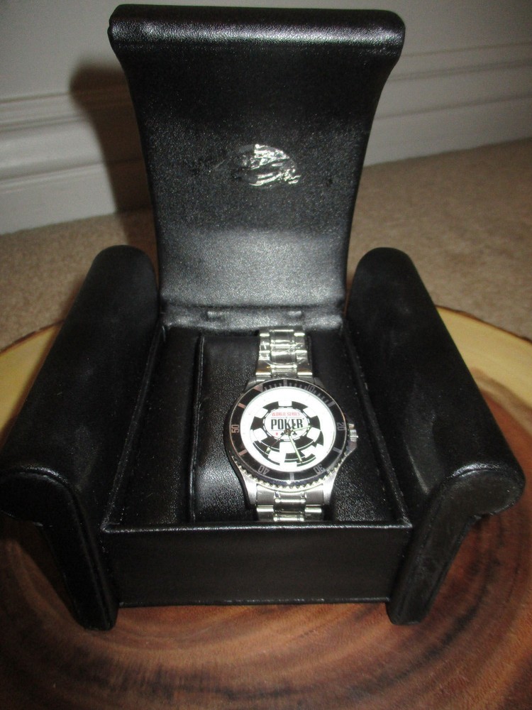 WORLD SERIES OF POKER SOUVENIR  WATCH   LEATHER CASE COLLECTORS ITEM