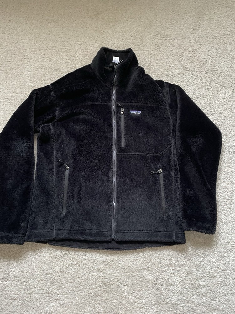 Patagonia Mens R4 Windproof Fleece Jacket in Medium Black