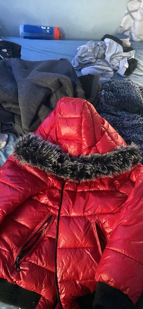 PYFD Puffer Jacket Large Fits Medium for Layering