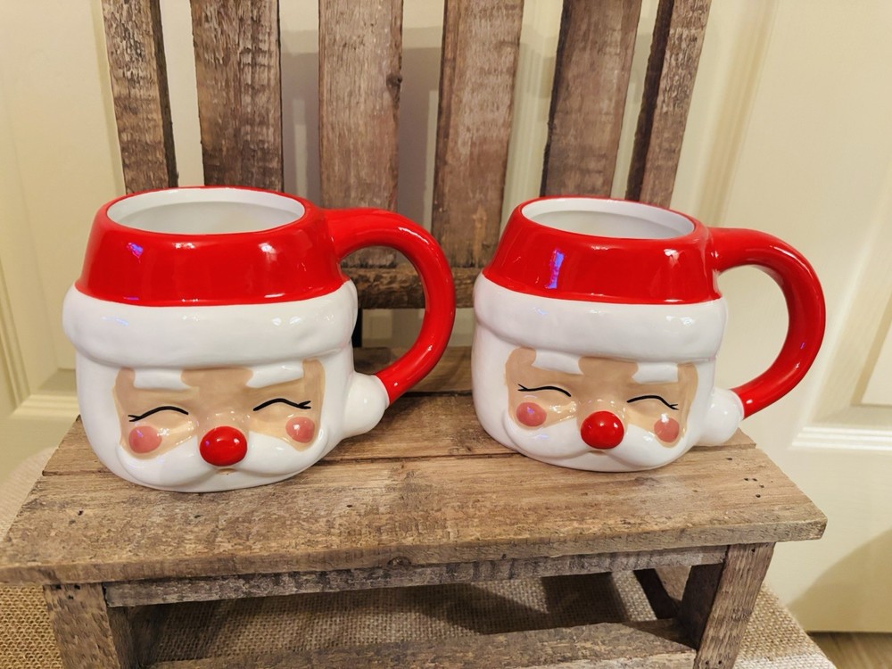 New Ceramic Nostalgia Santa Mug Set