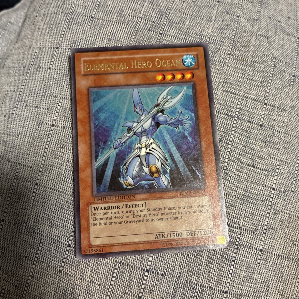 Elemental hero Ocean JUMP-EN013 Limited Edition Ultra Rare Yugioh Card VLP