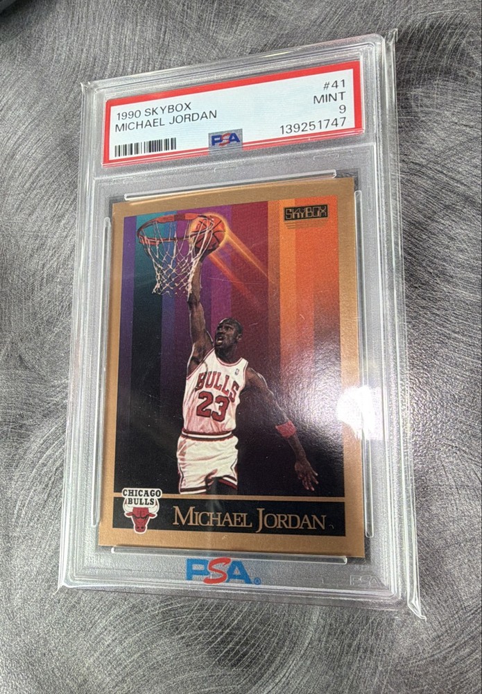1990-91 Skybox - Michael Jordan #41