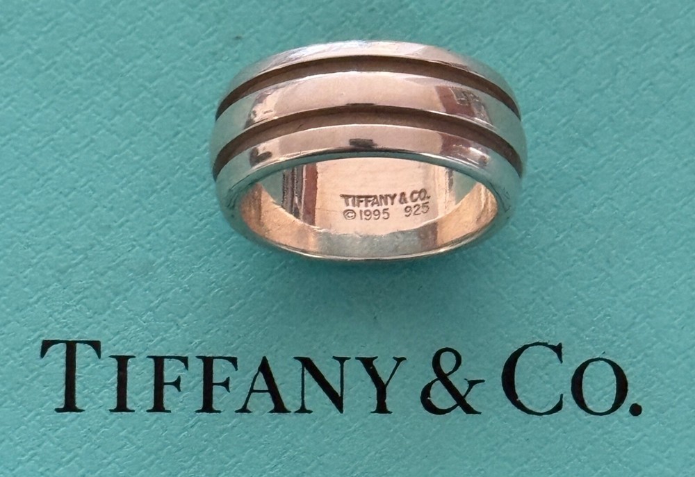 Tiffany & Co  Atlas  Groove Wide Ring Sterling Silver  925 Size  7  1/2  US 1995