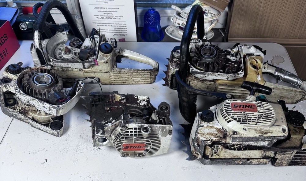 Lot of 5 STIHL Chainsaw Powerheads/Parts – Non Running – For Parts or Repair