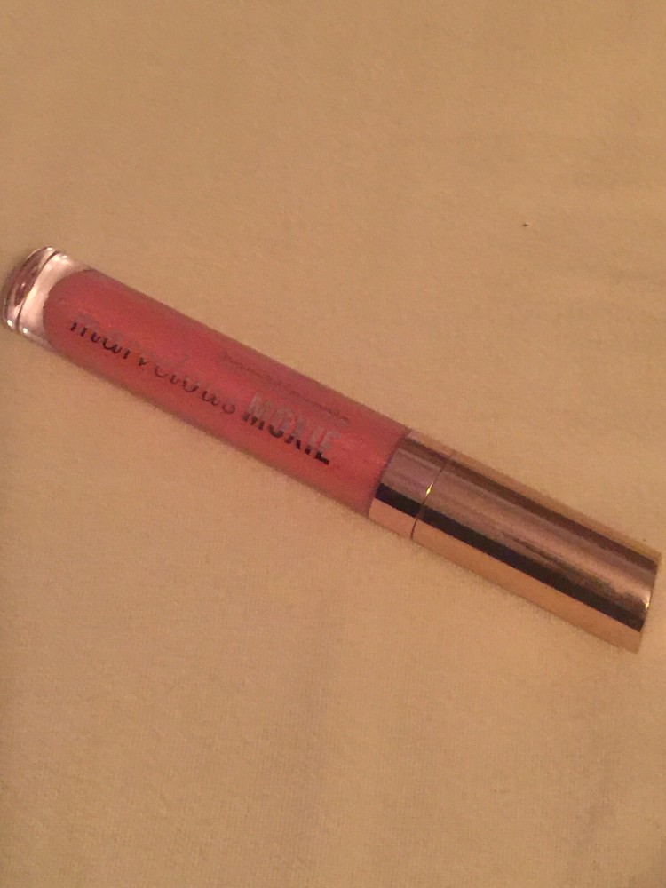 HTF!  Bare Escentuals Marvelous Moxie Lip Gloss 