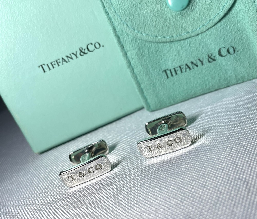 Auth beautiful Tiffany Cufflinks T & CO Emblem 1837 Collection Silver SV925 +Box