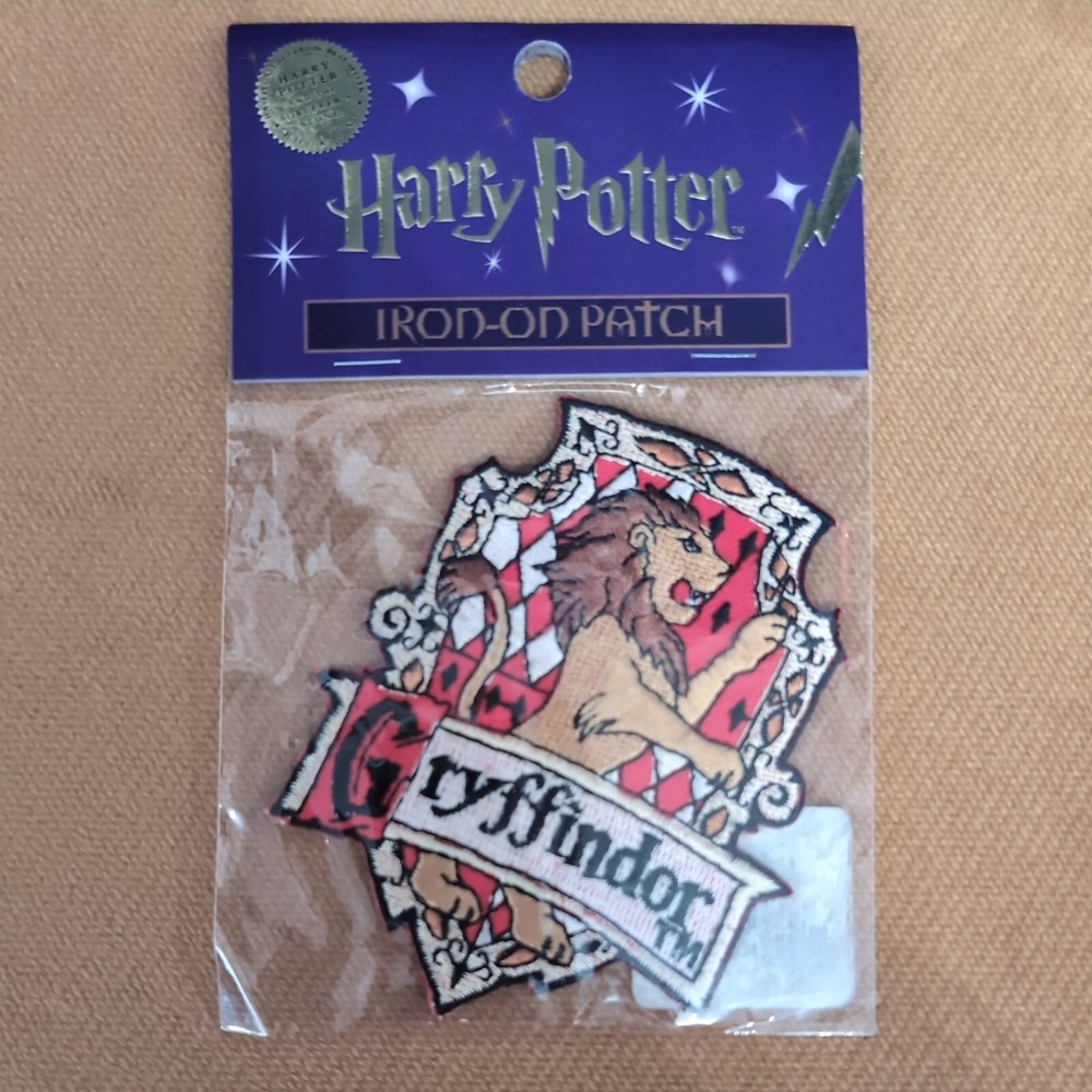 Harry Potter Gryffindor Crest Iron-On or Sew-On Embroidered Badge Patch