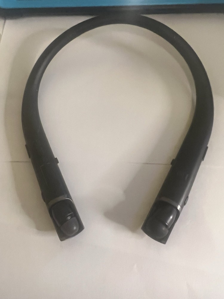 LG HBS 920 Wireless Bluetooth Headphones Black Charging Port Cover Missing