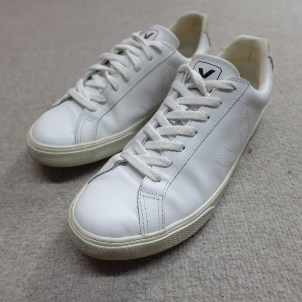 Veja Women's White Leather Sneakers Size 9 Eco-Friendly