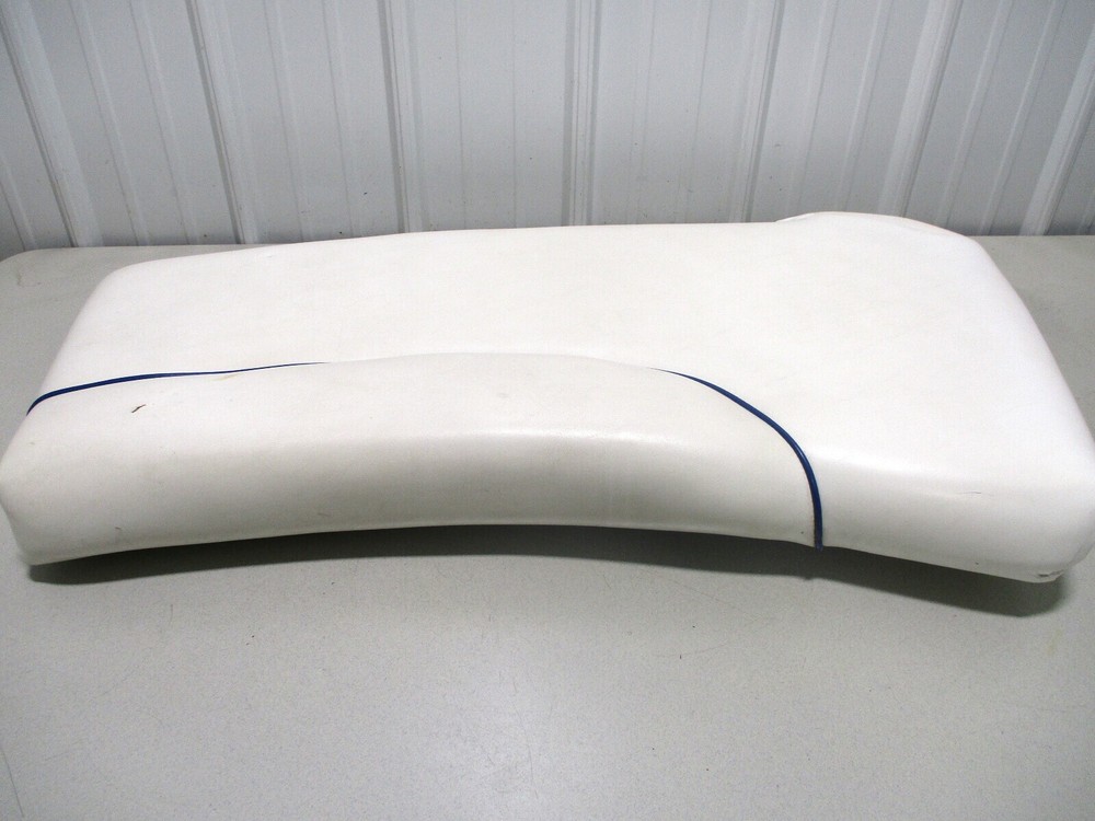1998 Sea Ray Signature 230 Boat Right STBD Bow Seat Cushion White & Blue Piping