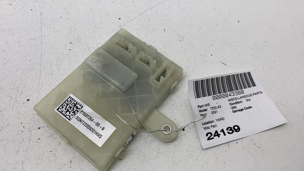 2017-2024 Tesla Model 3 Y GEN 4 Charge Port Controller ECU Control Module Assy