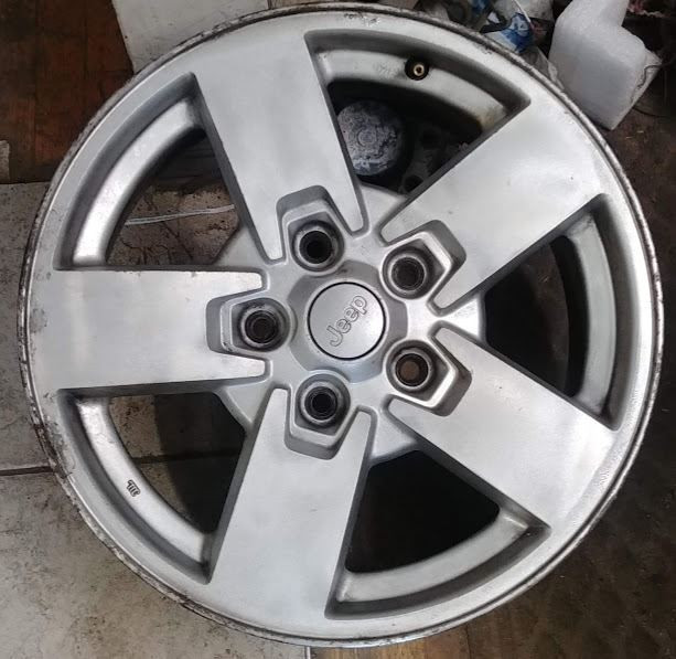 Wheel 17x7-1/2 Aluminum 5 Spoke Fits 06-08 COMMANDER 428798