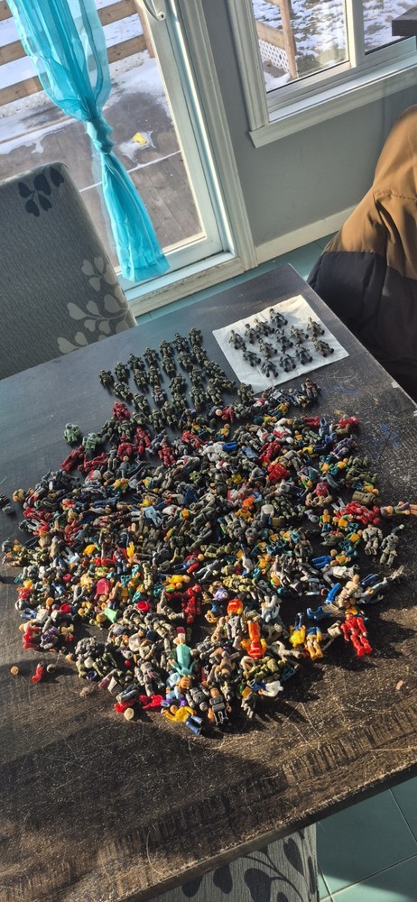 Large Lot  Mega Bloks Action Mini Figures