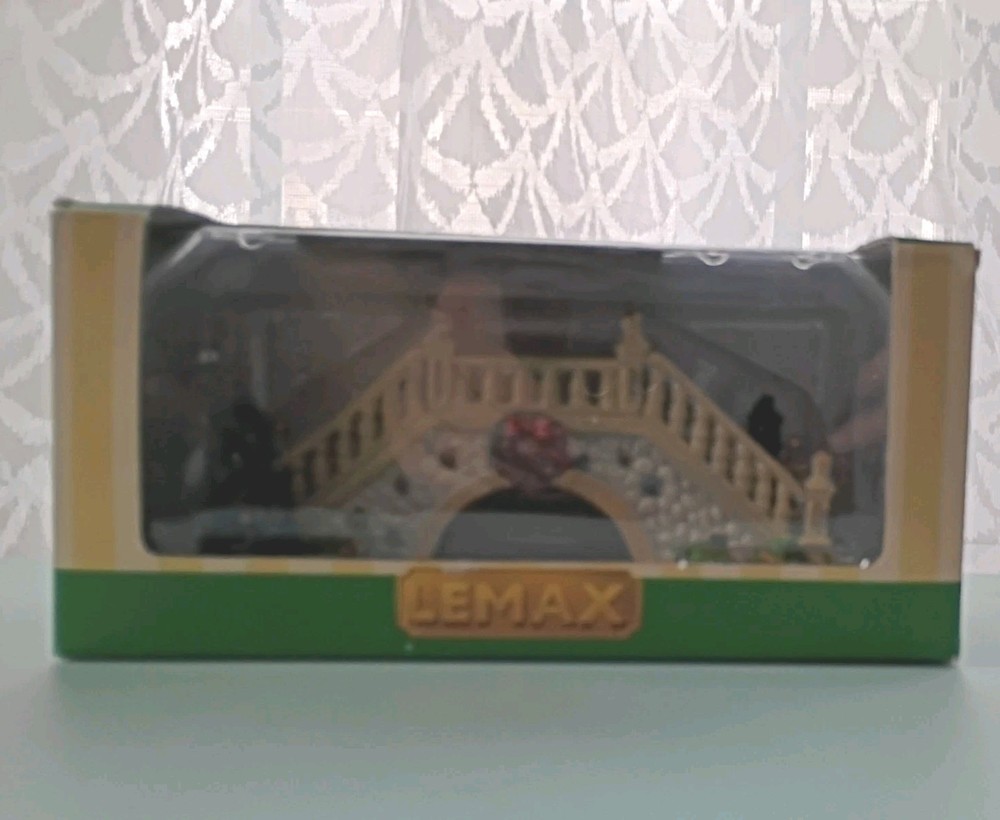 Lemax Retired 2006 Holiday Park Stone Bridge 63567 Christmas Village  