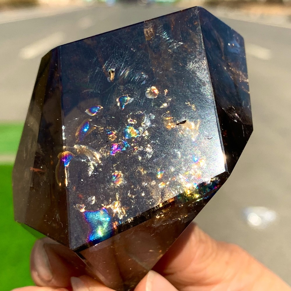 227G Natural Rainbow Smoky Quartz Crystal for Reiki Healing & Mineral Collection
