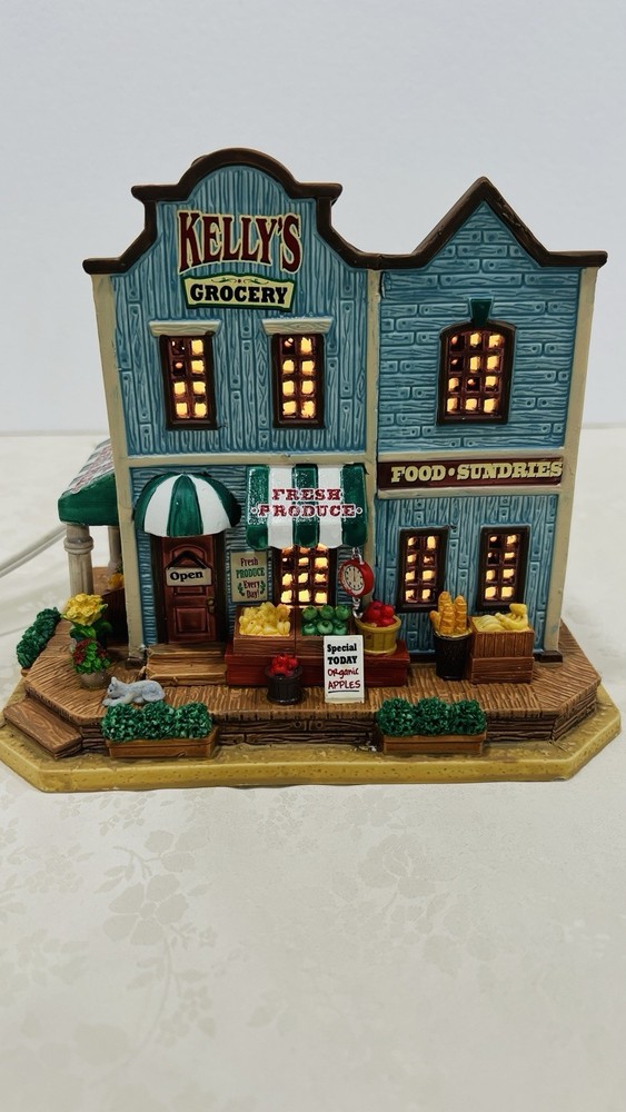 Lemax Village Collection “Kelly’s Corner Grocery” 55948 Retired 2015 RARE & NEW