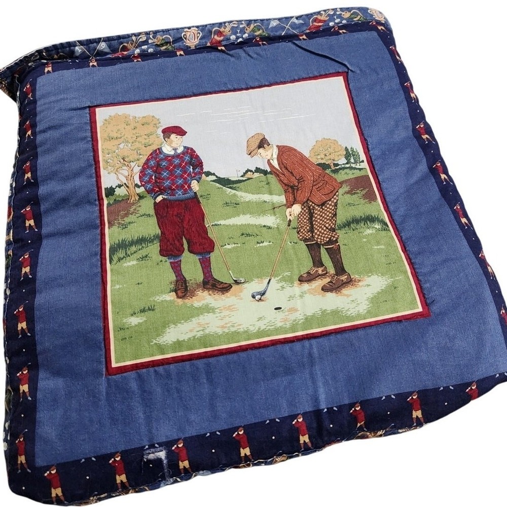 VTG navy blue fold-up golf quilt 48x53 for dads or picnics