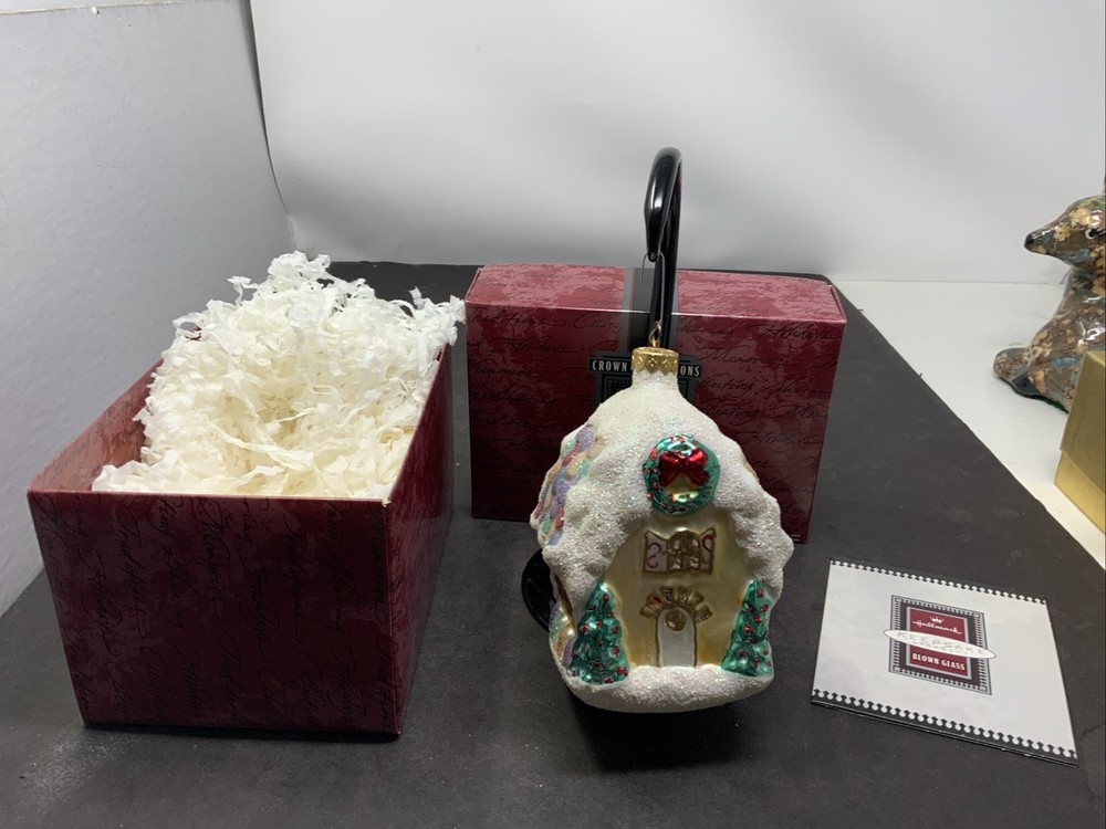 Hallmark Keepsake Crown Reflections Blown Glass Sugarplum Cottage 1998