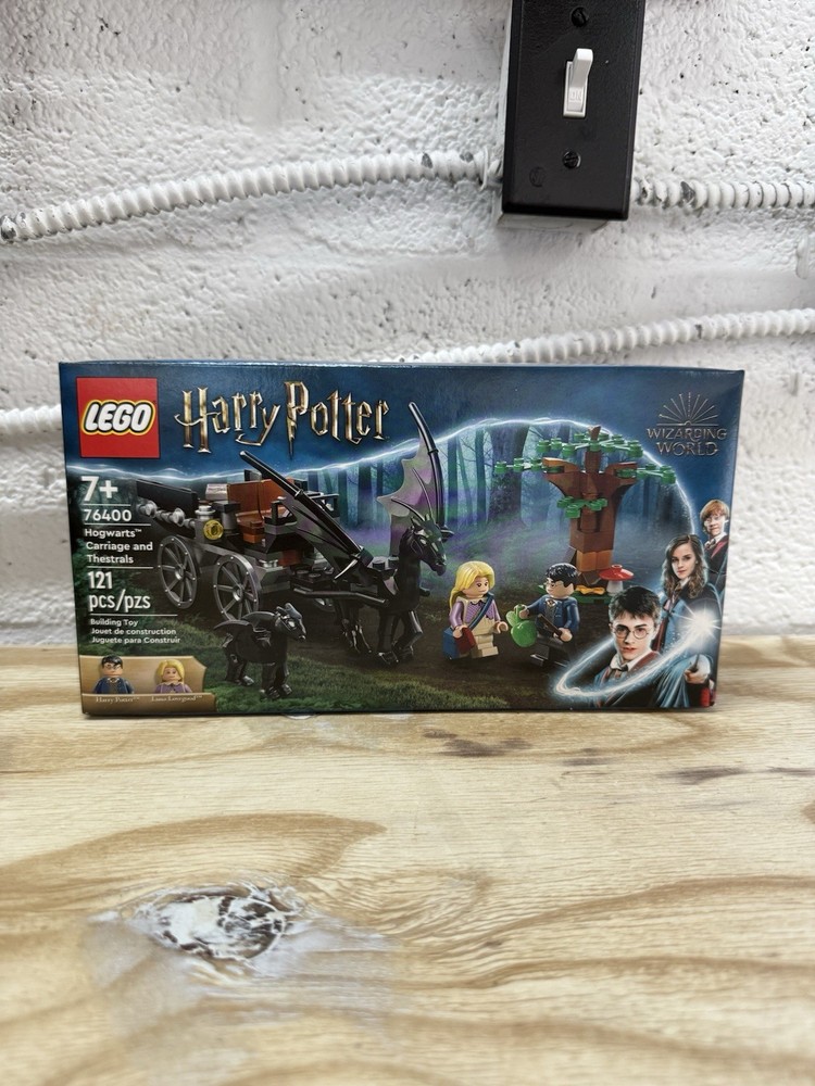 LEGO Harry Potter Hogwarts Carriage and Thestrals 76400 Brand New Sealed Set