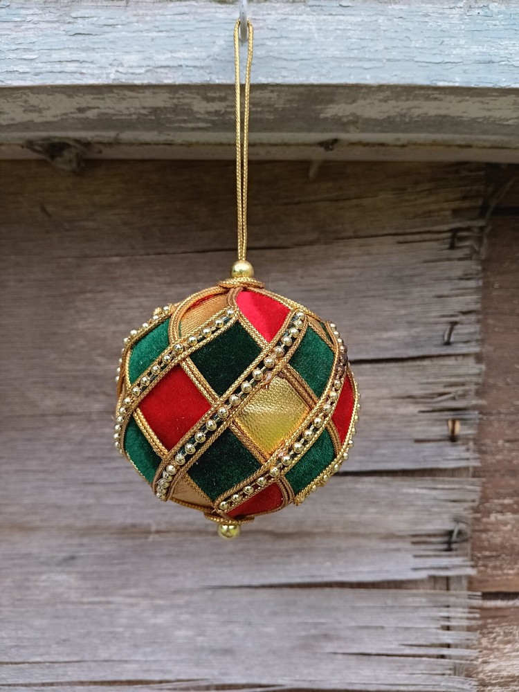 Michigan Summer Barn Sale Vintage Velvet Christmas Ornament-image