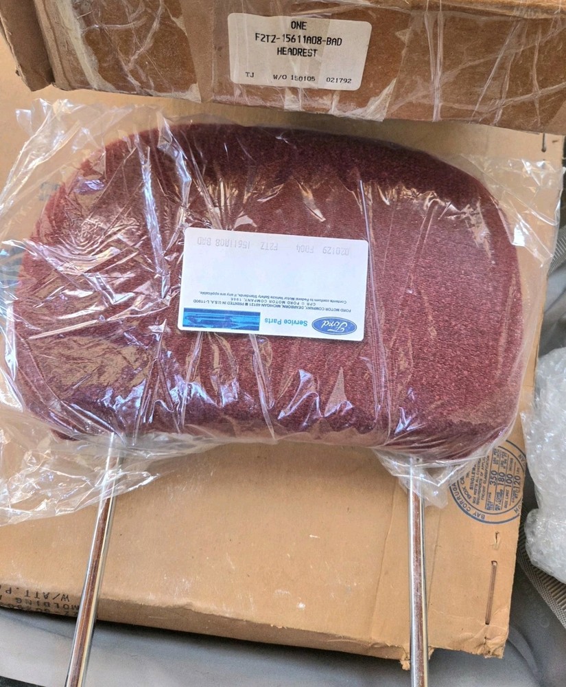 NOS 94 Ford  Truck HEADREST RED F4TZ-15611A08-F-150 F-250 F-350 89-97 BRONCO ?