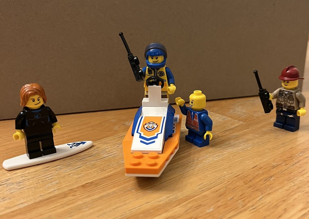 LEGO CITY: Surfer Rescue (60011)