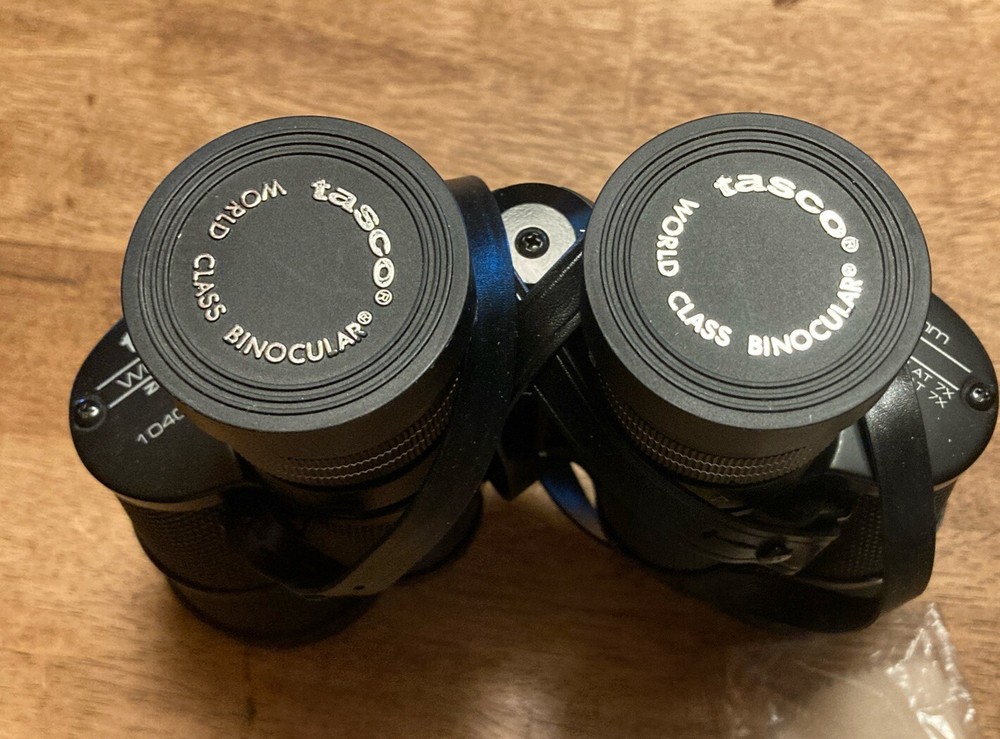 VTG Tasco World Class Zoom Multi Coated 101 CZ Binoculars 7x-21x42mm With Case