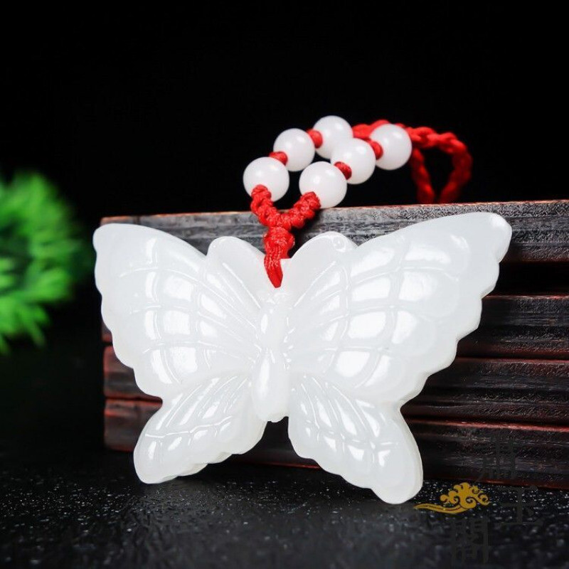 Natural Jade Pendant butterfly Necklace Jewelry statue Amulet Hand Carving