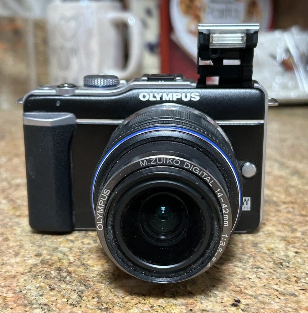 Olympus PEN E-PL1 12.3MP Digital Camera Black