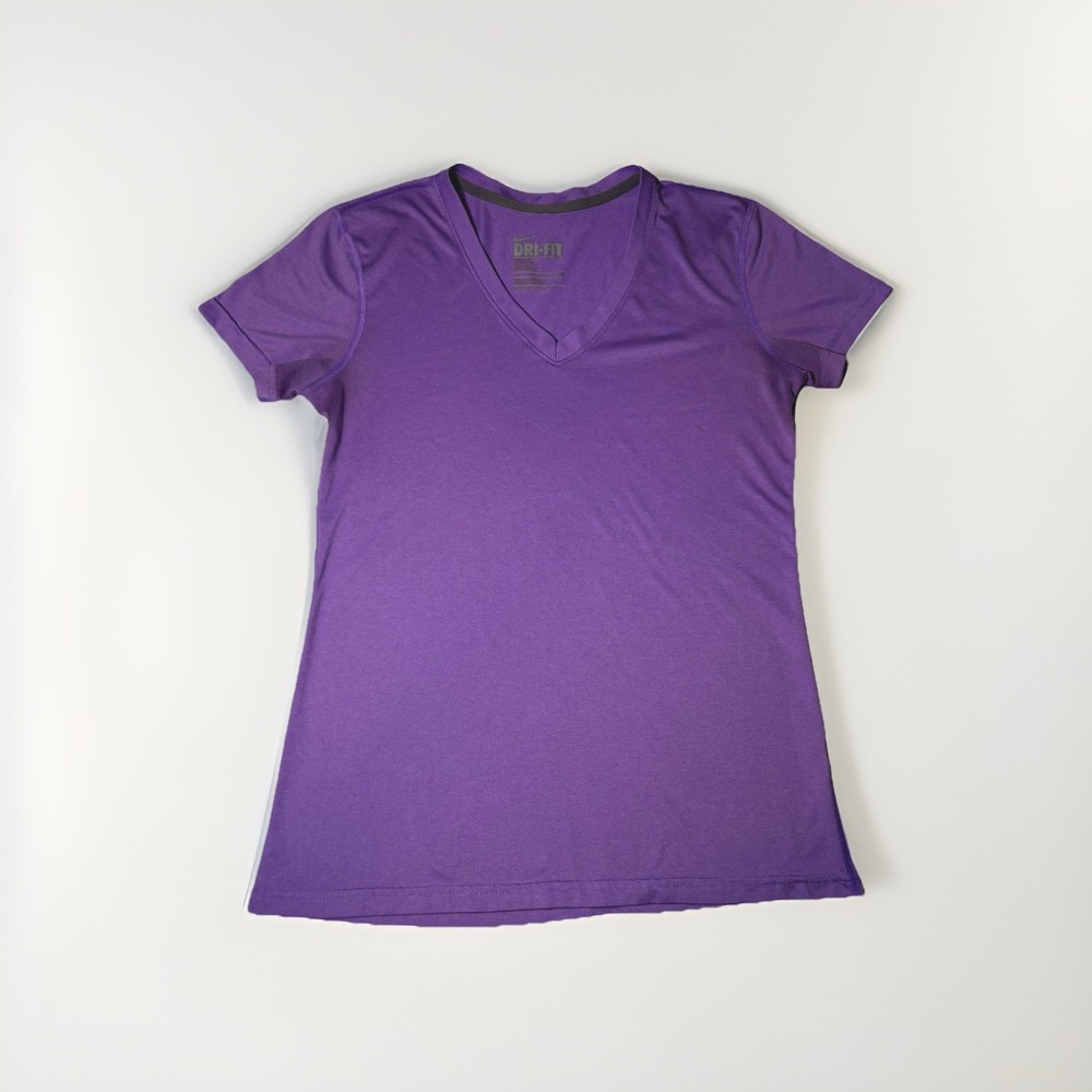 Nike Shirt Womens Medium Purple Short Sleeve Regular Dri Fit V Neck Workout